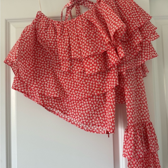 Red Patterned One-Shoulder Ruffle Top - Picture 2 of 3